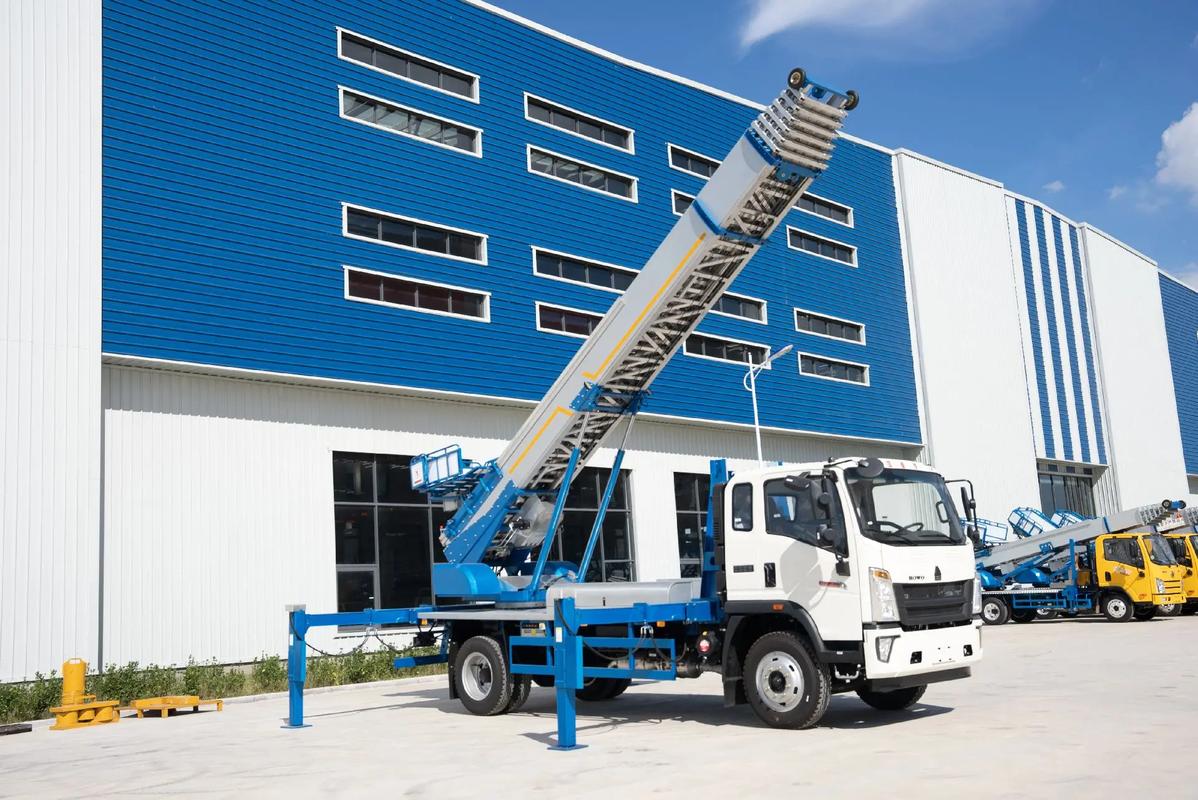 武邑县小型云梯车上料车租赁多少钱