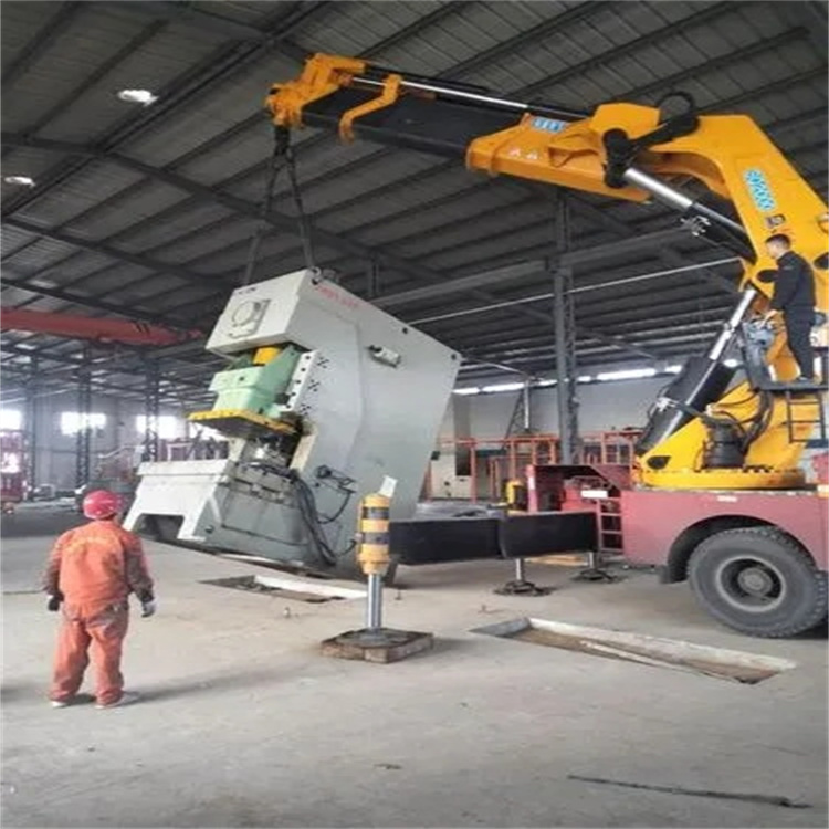 武邑县80吨折臂吊车出租附近电话