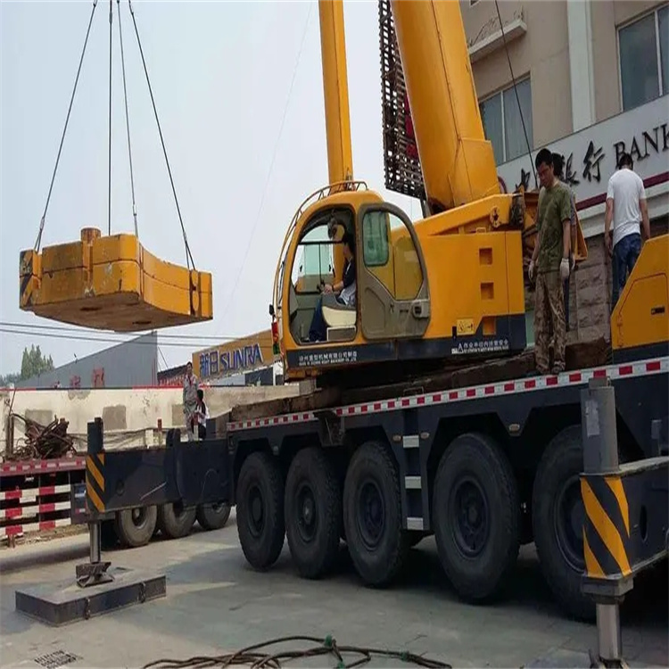 武邑县当地吊车出租|机器吊装|75吨|工厂搬迁服务