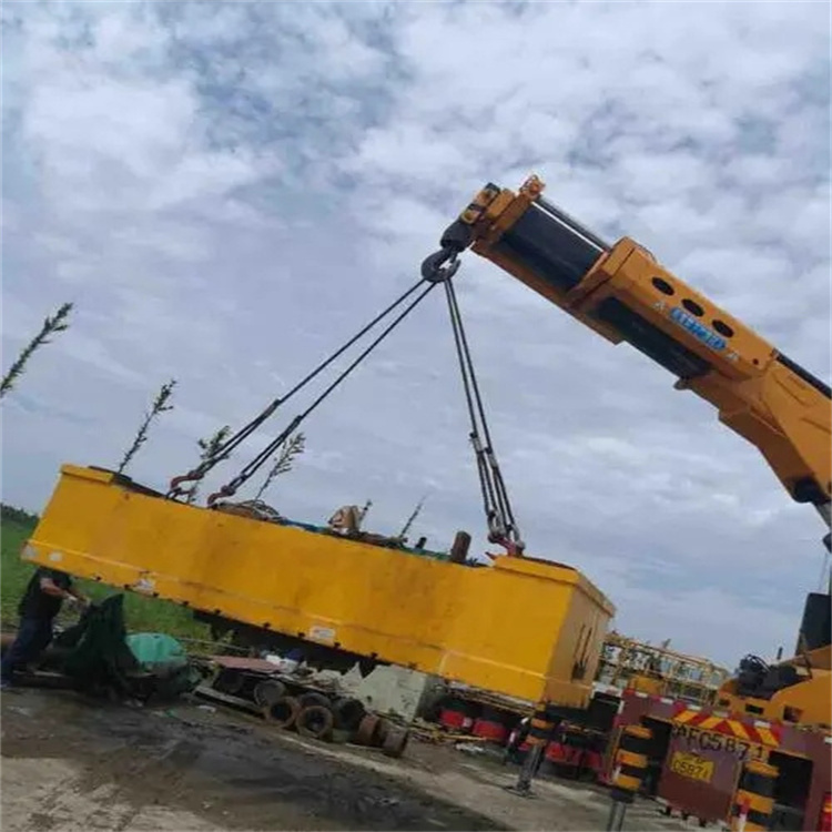 武邑县随车吊吊集装箱怎么吊